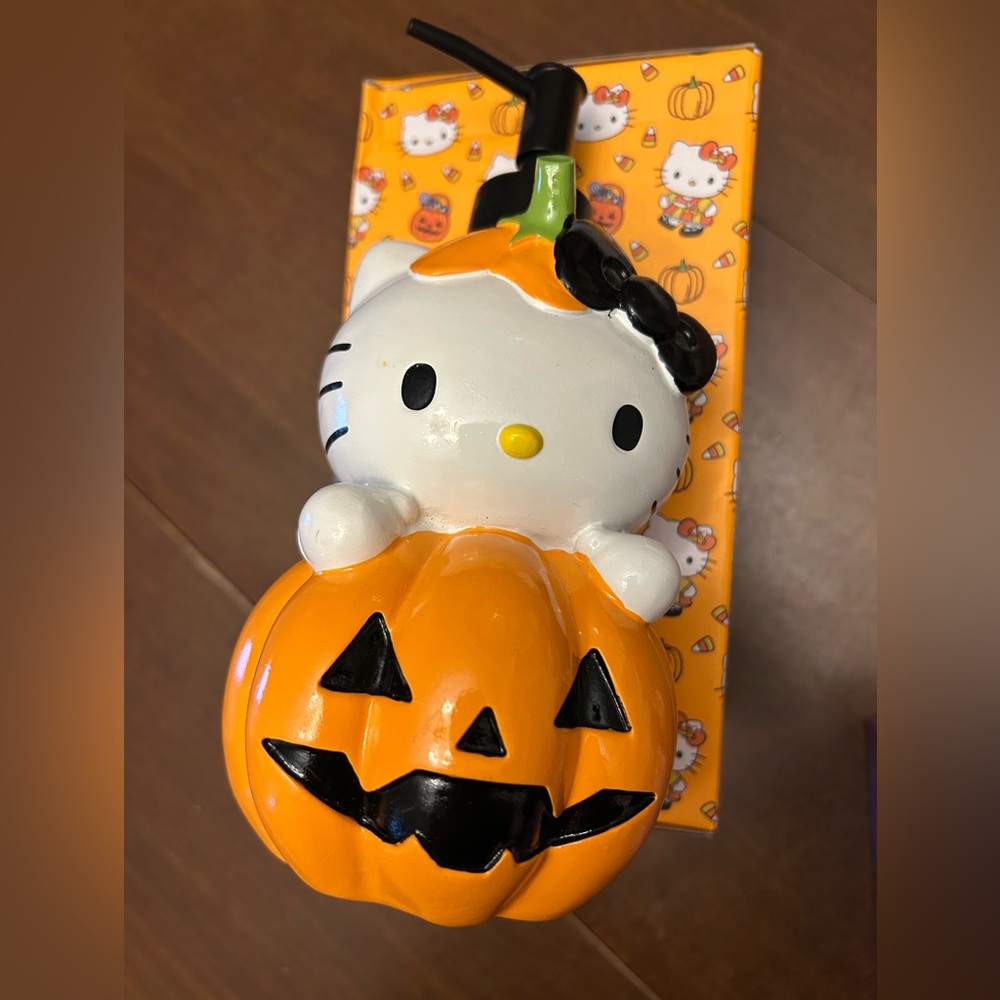 Hello Kitty Pumpkin Soap Dispenser